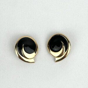Vintage Monet Gold and Back Enamel Clip On Earrings